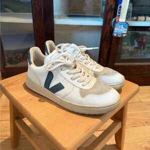 Veja Sneakers
